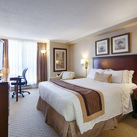 Best Western Plus Ottawa Downtown Suites エクステリア 写真