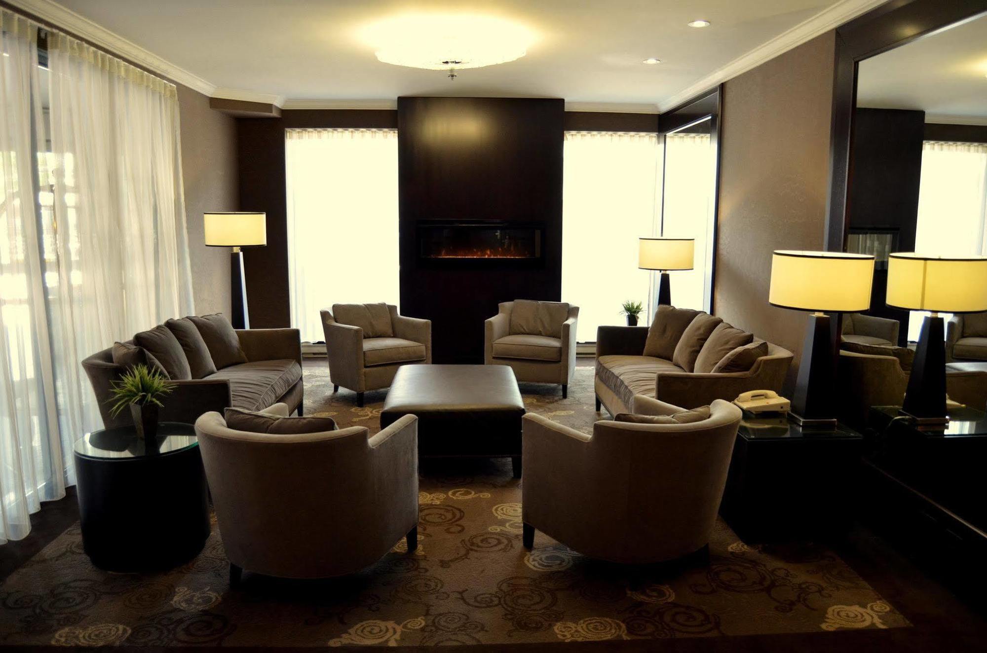 Best Western Plus Ottawa Downtown Suites エクステリア 写真